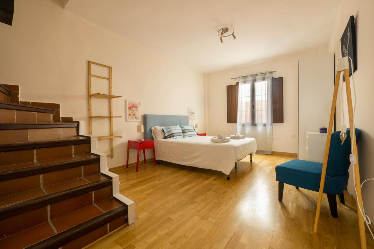 Coqueto Apartamento Duplex Con Terraza Privada Y Parking Grenada Zewnętrze zdjęcie